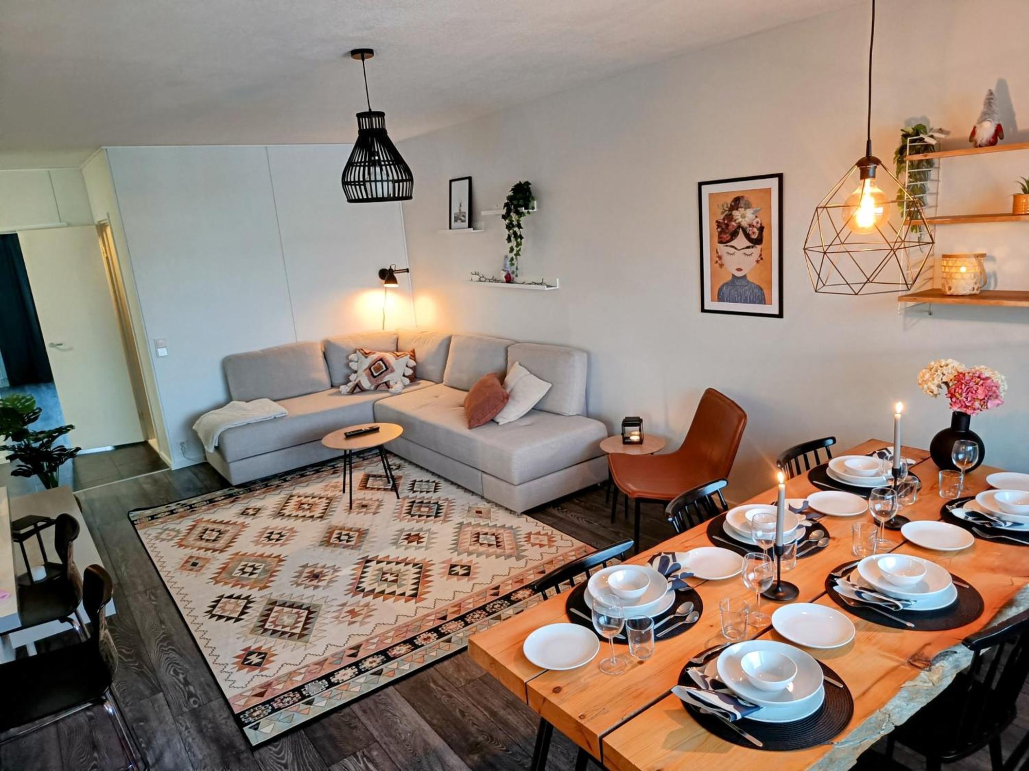Big 88M2 Apartment In The Center Рованиеми Экстерьер фото