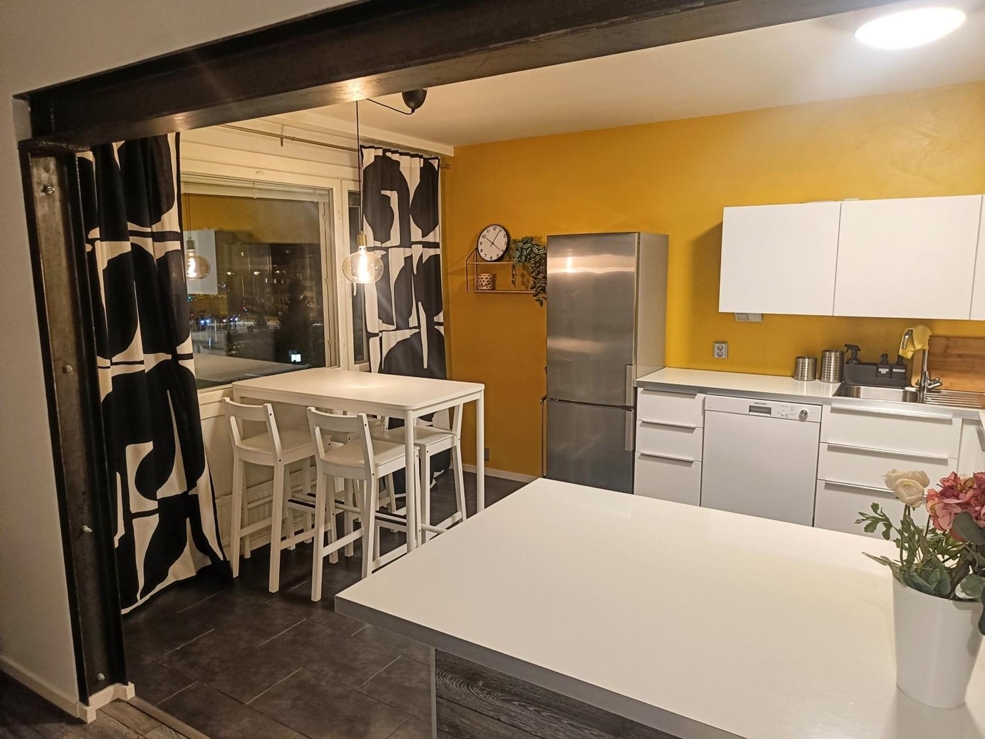 Big 88M2 Apartment In The Center Рованиеми Экстерьер фото